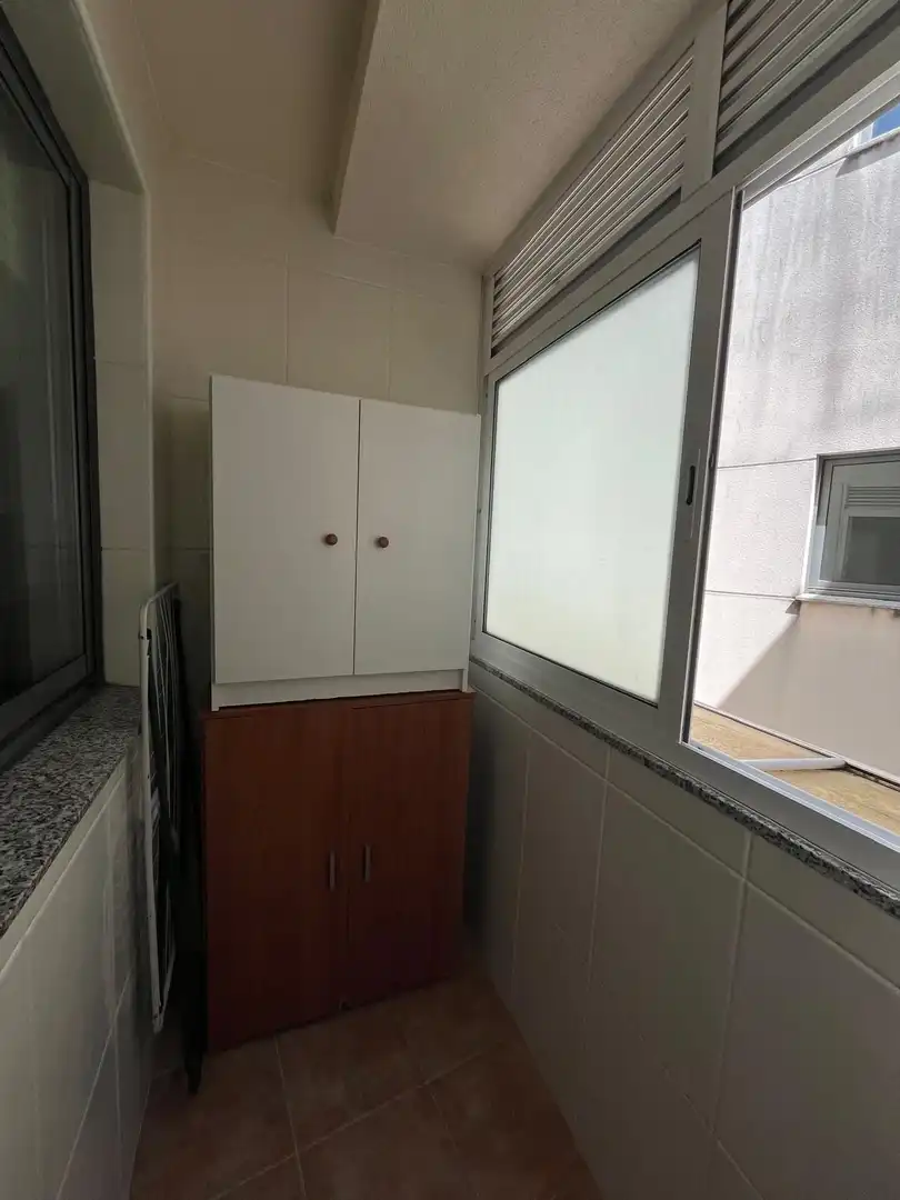 Cuina de Pis de lloguer en A Coruña Capital  amb Calefacció i Moblat