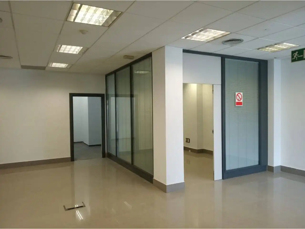 Local en venda en San Javier amb Aire condicionat