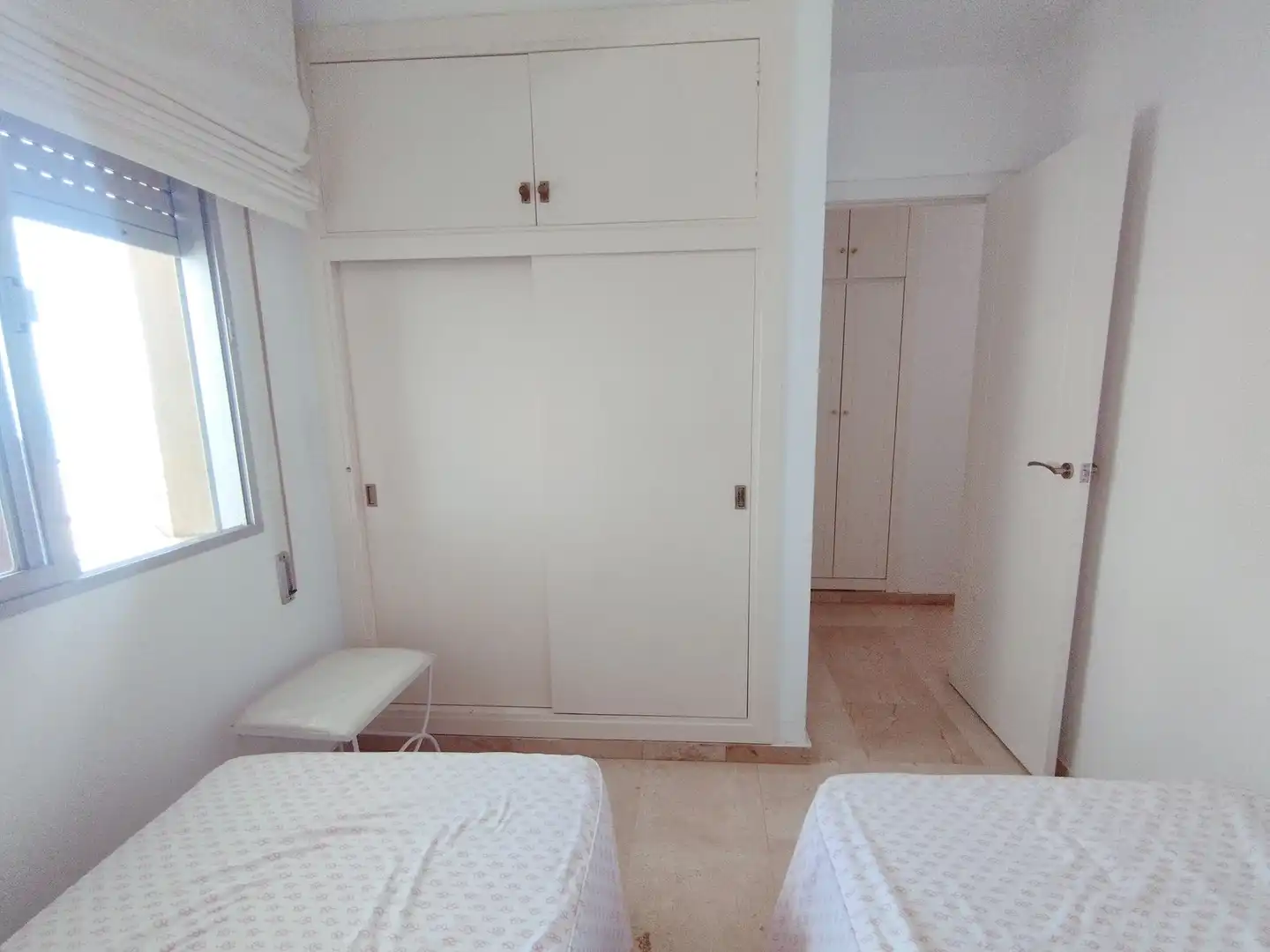Habitación de Apartamento de alquiler en Fuengirola con Terraza