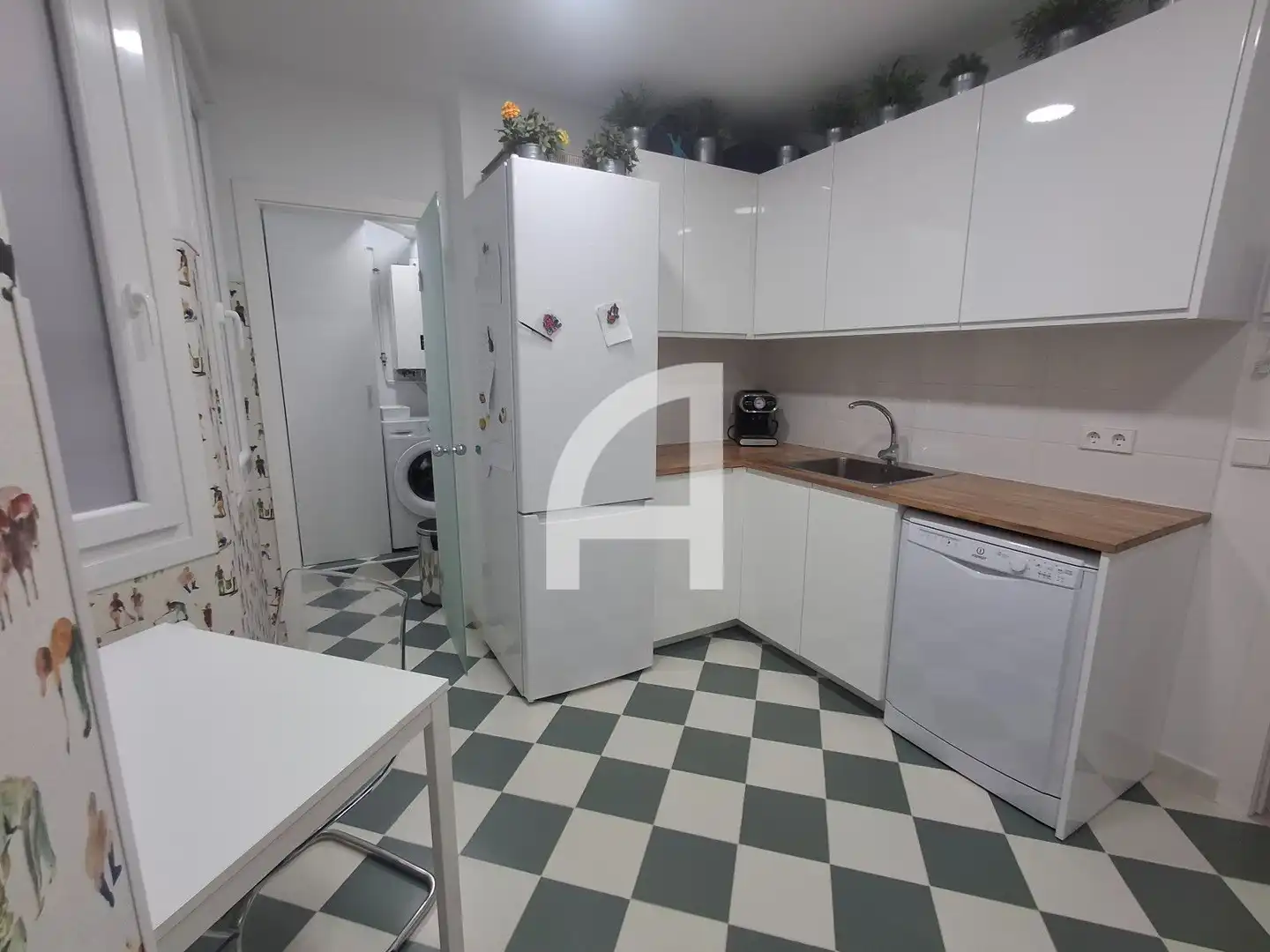 Kitchen of Flat for sale in Vigo   with Heating and Furnished