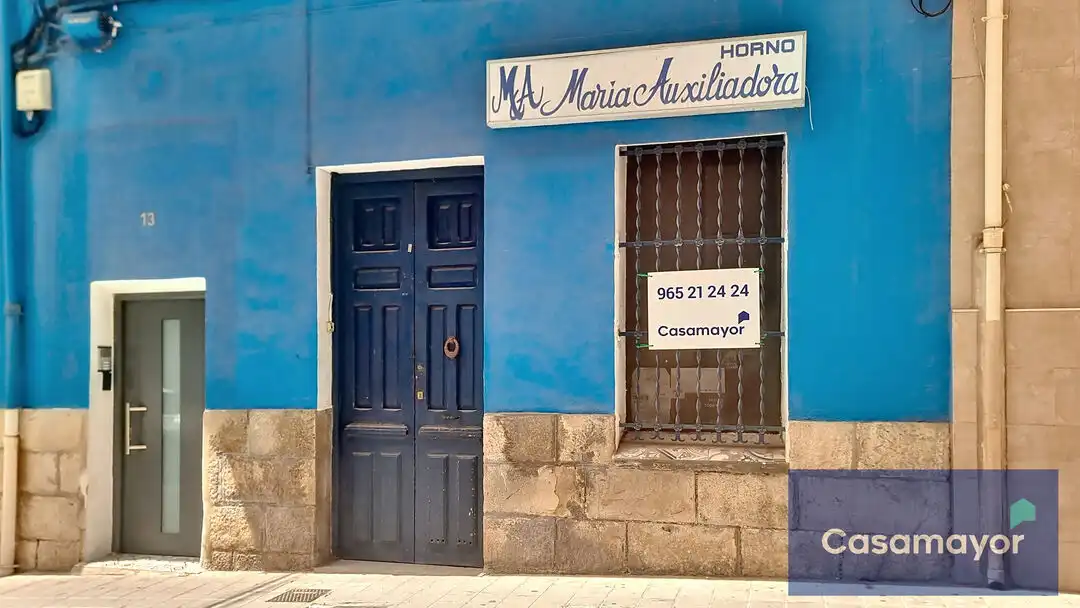 Local comercial en venda a Carrer del Tucuman, imagen 2
