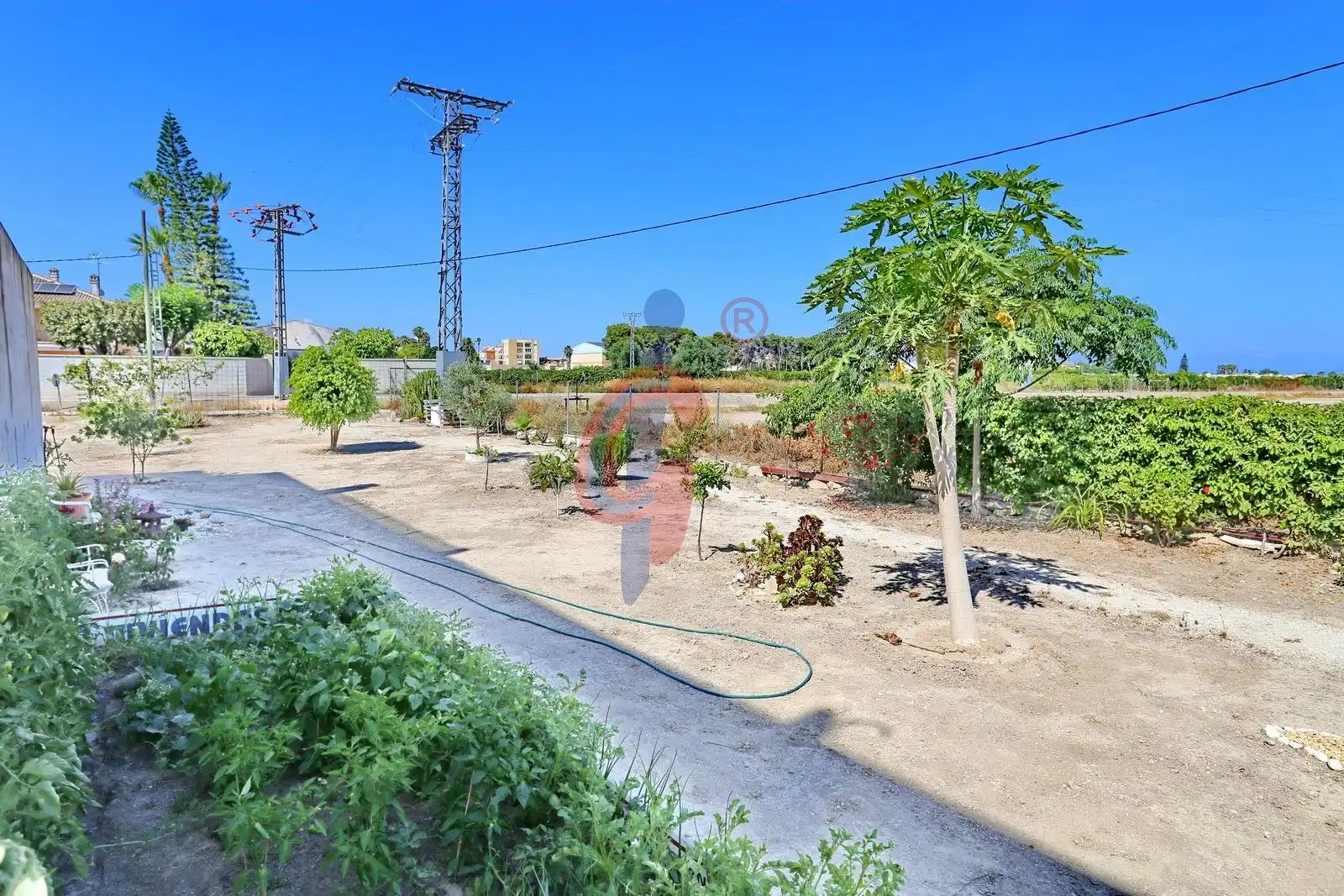Planta baja en venta en Daya Nueva con Jardín privado, Terraza y Amueblado
