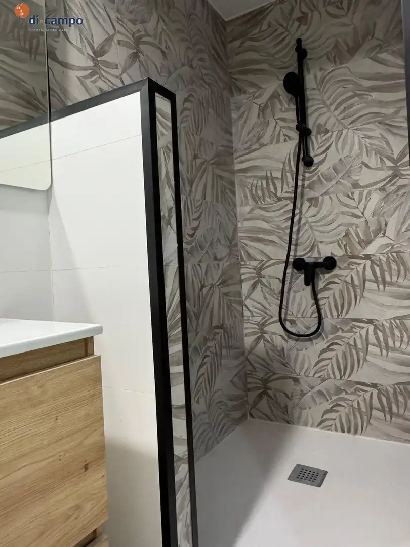 Bany de Apartament en venda en Valladolid amb Calefacció