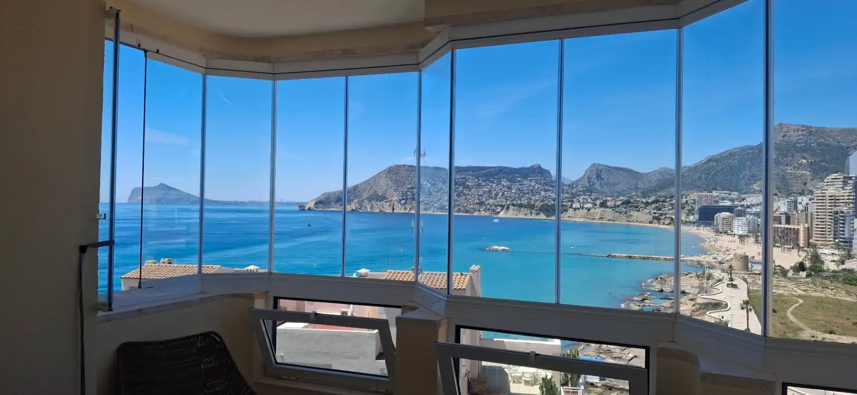 Bedroom of Apartments for sale in Calpe / Calp  with Air Conditioner, Terrace and Swimming Pool