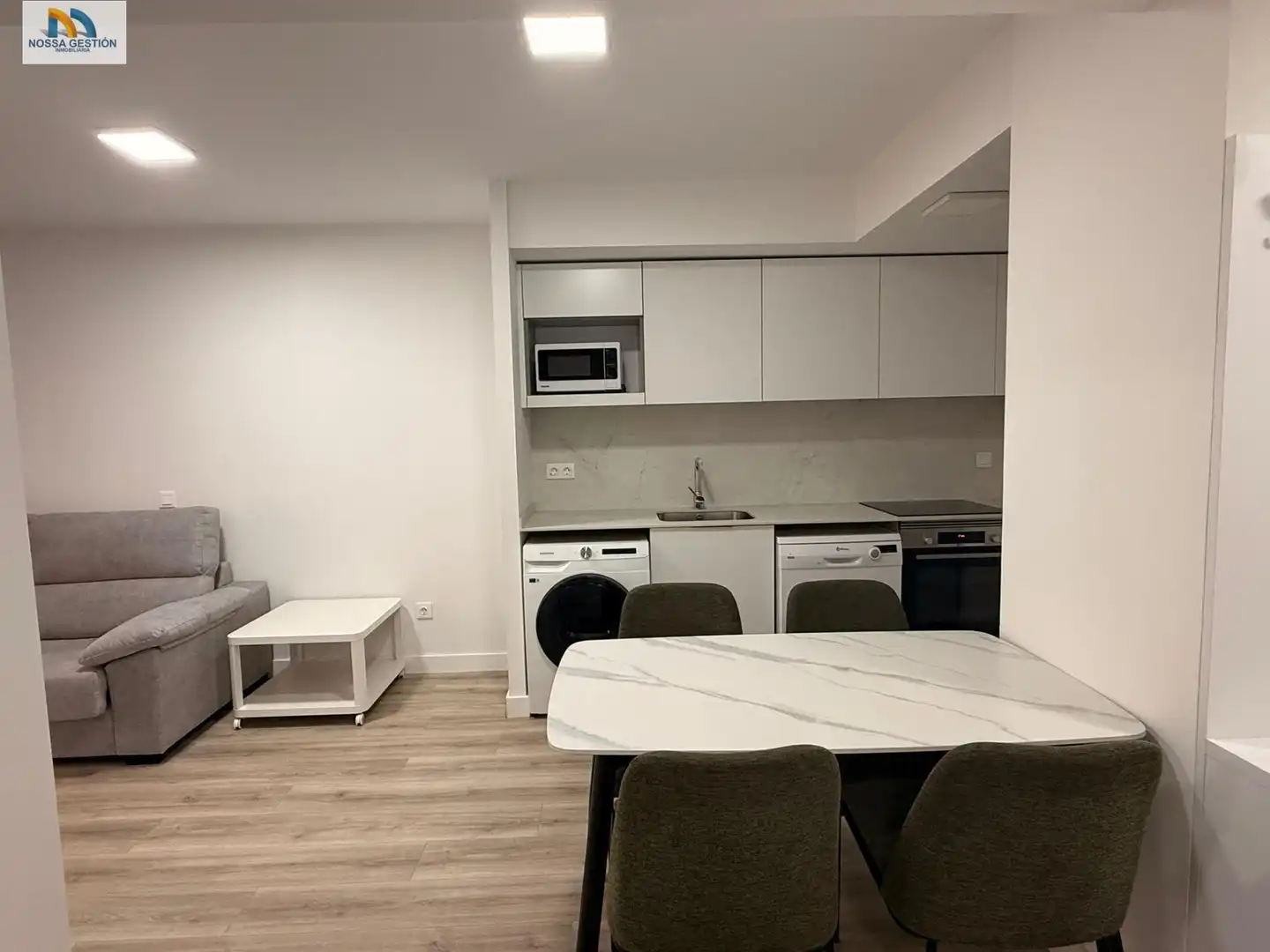 Cocina de Apartamento en venta en Valencia con Aire acondicionado, Jardín privado y Terraza