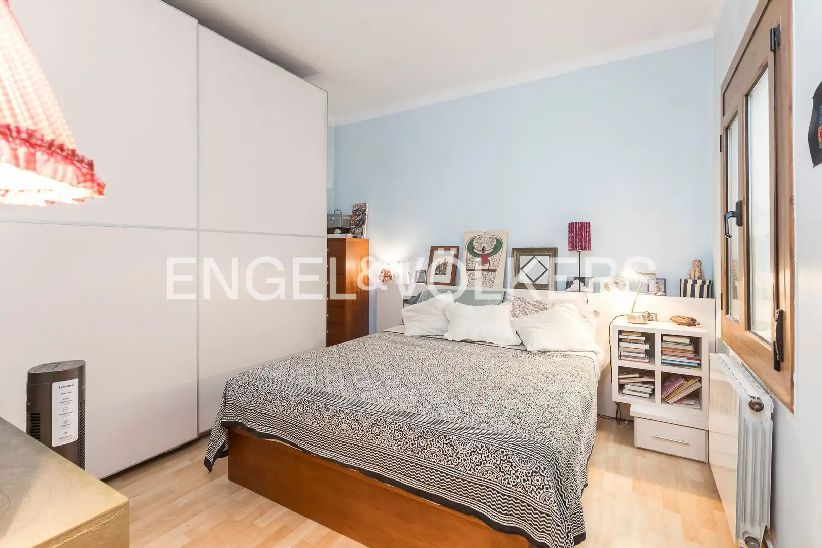 Bedroom of Flat for sale in Barcelona  with Air Conditioner, Heating and Parquet flooring
