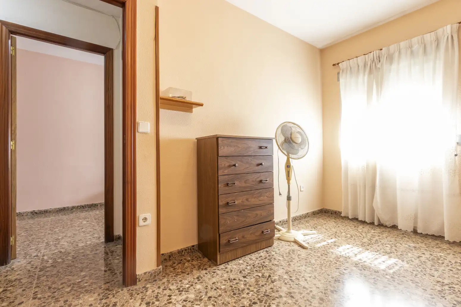 Bedroom of Houses for sale in Valencia  with Heating, Terrace and Storage room