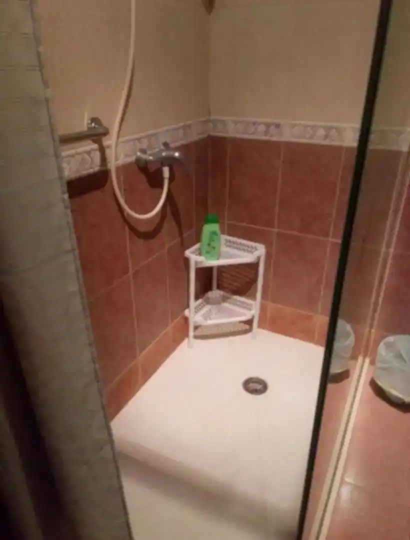 Baño de Casa adosada en venta en Llerena con Aire acondicionado, Trastero y Amueblado