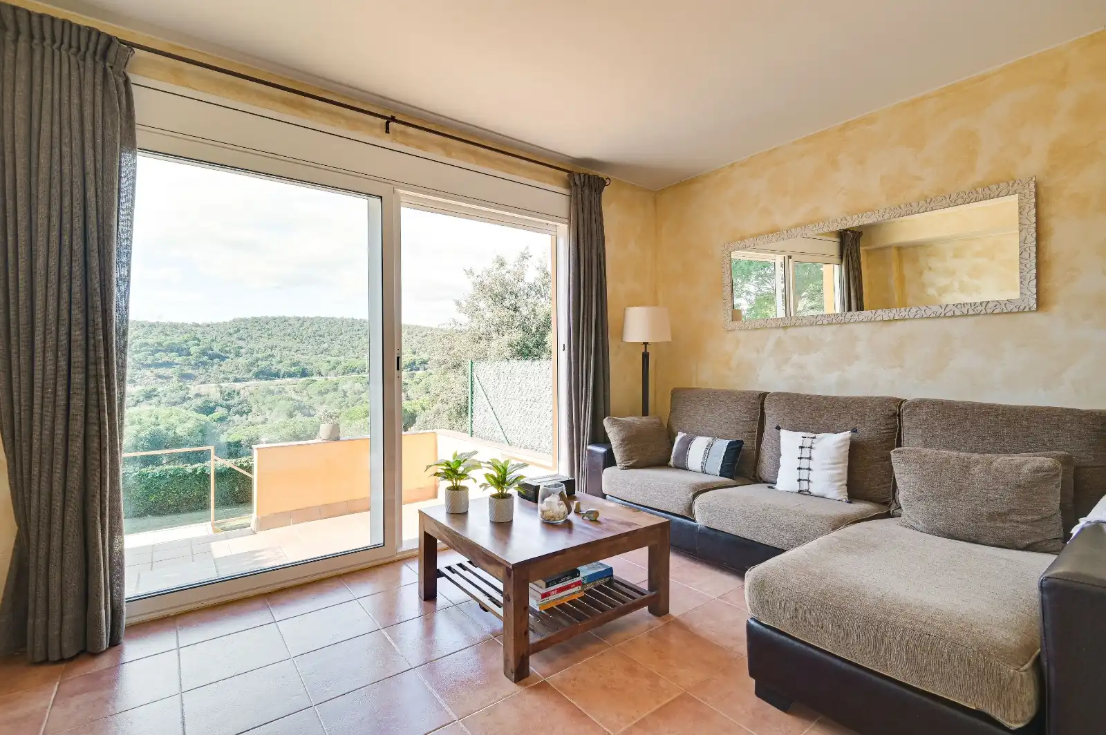 Maison mitoyenne avec terrasse à vendre à Politur, imagen 5