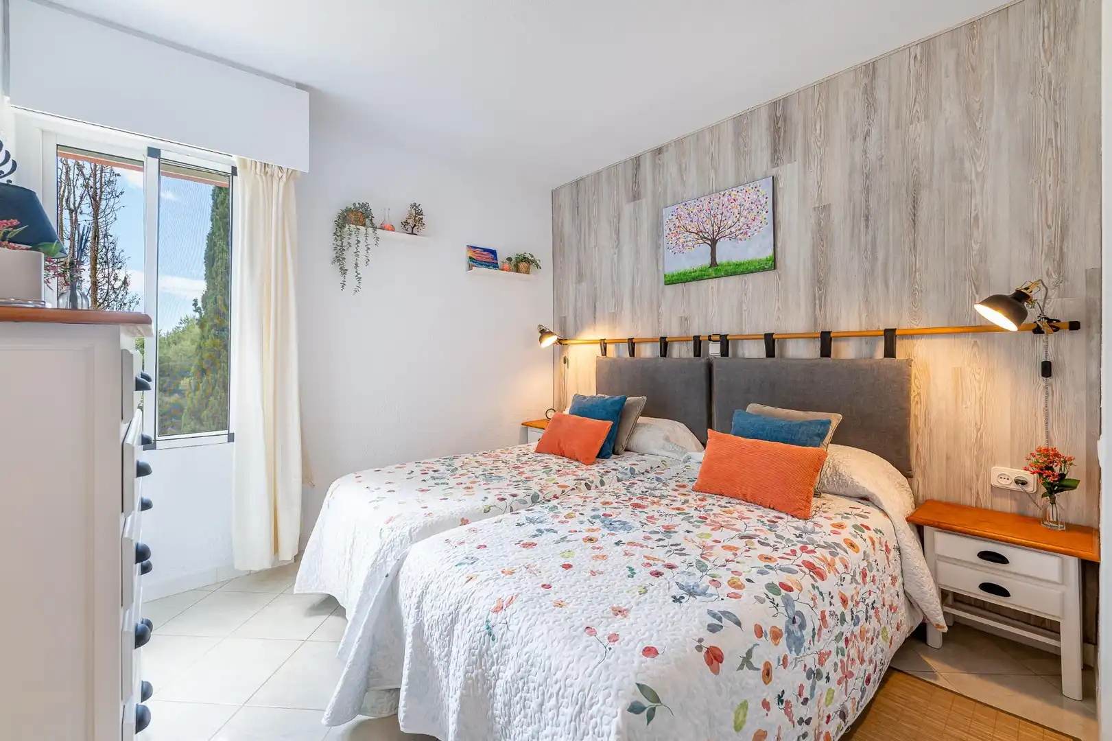 Schlafzimmer von Wohnungen zur Miete in Benalmádena mit Klimaanlage, Heizung und Privatgarten