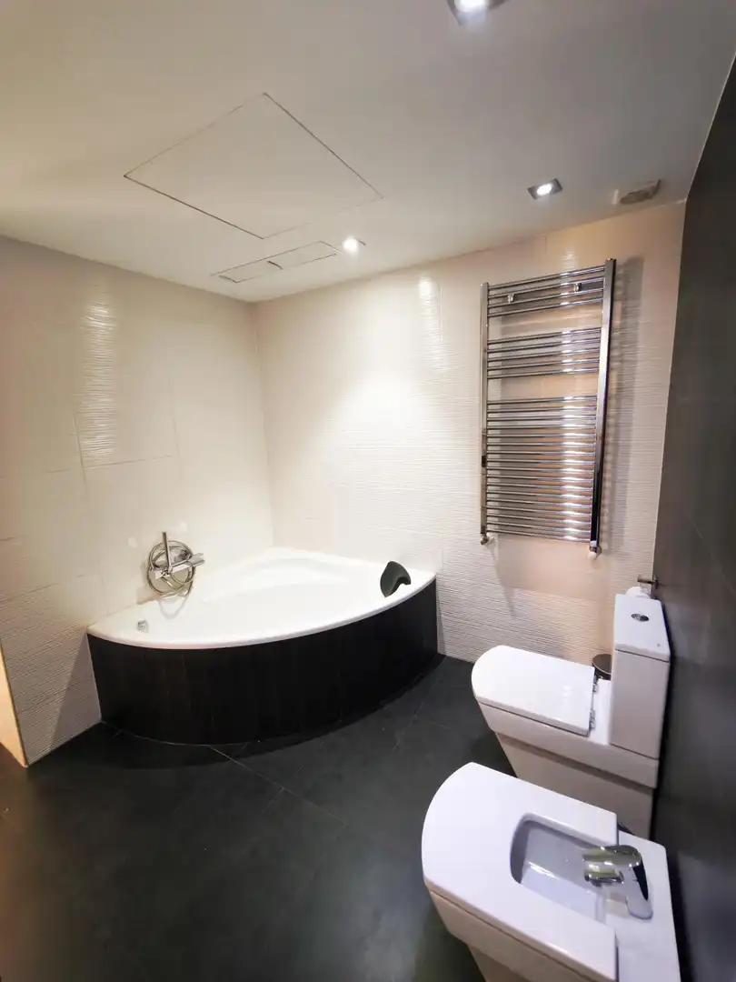 Badezimmer von Wohnung zur Miete in La Saïdia