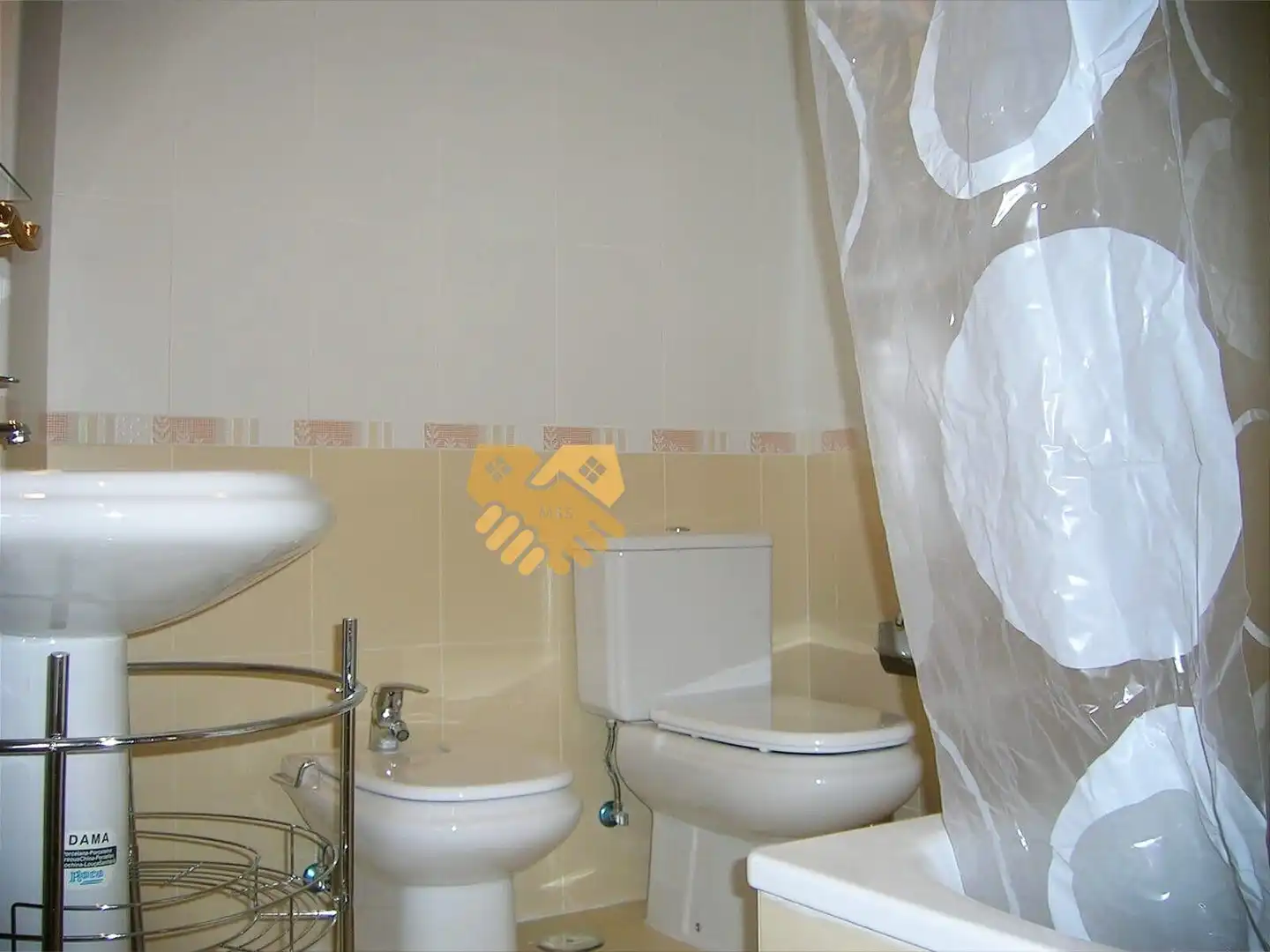 Bathroom of Apartments for sale in Salamanca  with Heating, Furnished and Balcony