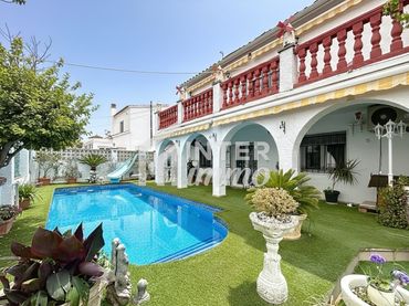 Maison avec piscine à vendre à Montgri 191