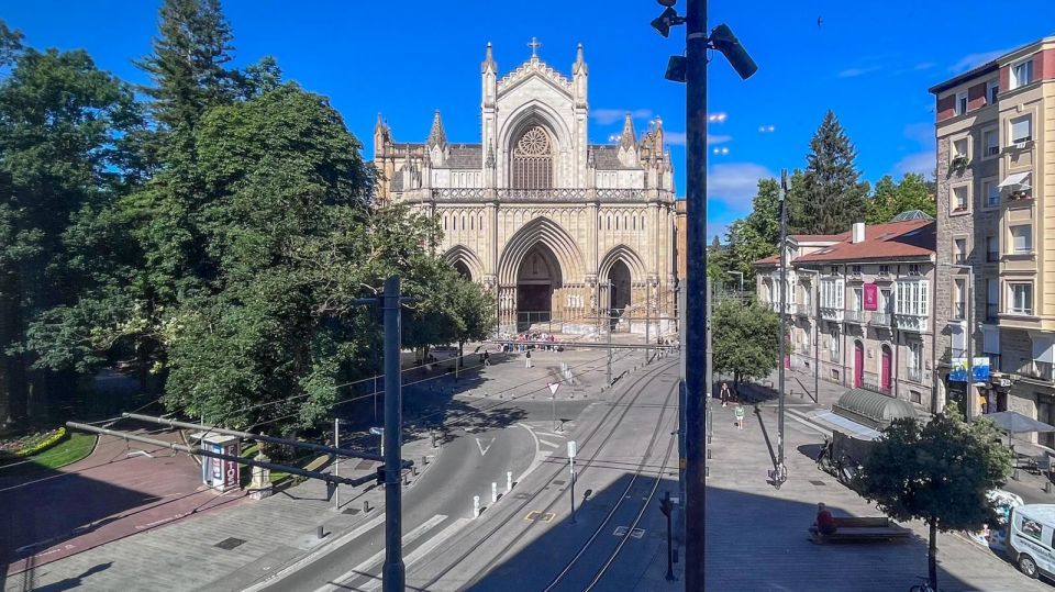 Vista exterior de Pis de lloguer en Vitoria - Gasteiz amb Calefacció i Traster