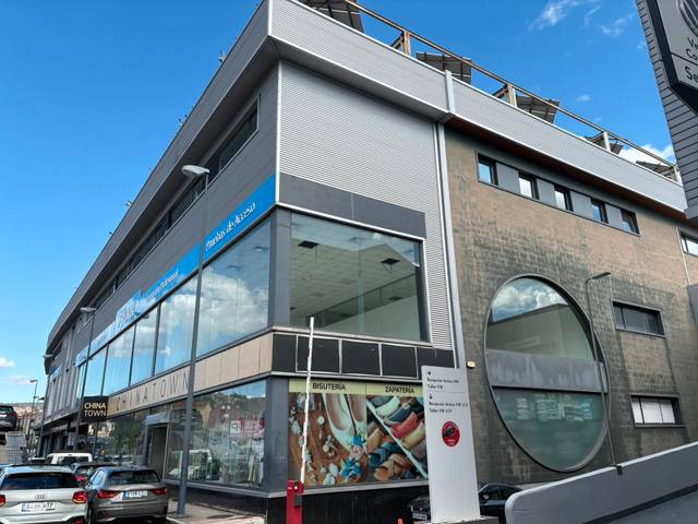 Local comercial en Alquiler en Avenida de Madrid, 197 en Lavadores