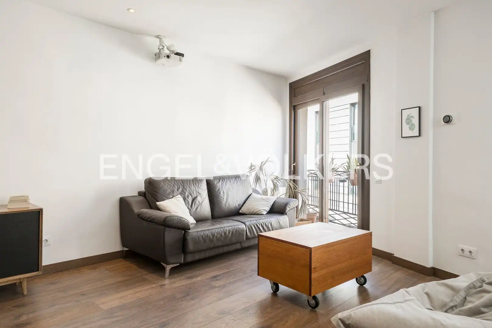 Sala de estar de Piso en venta en Barcelona con Calefacción, Jardín privado y Parquet