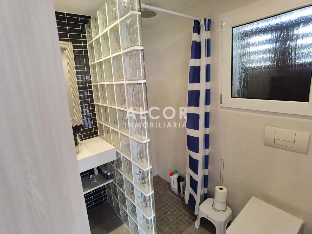 Bathroom of Houses for sale in Peñíscola / Peníscola  with Air Conditioner, Heating and Private garden