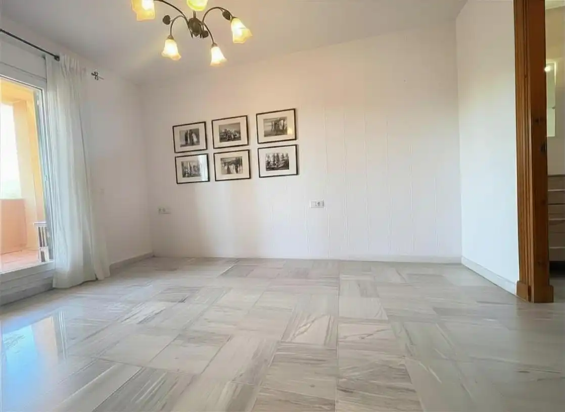 Comedor de Casa o chalet en venta en Algeciras con Calefacción, Jardín privado y Terraza
