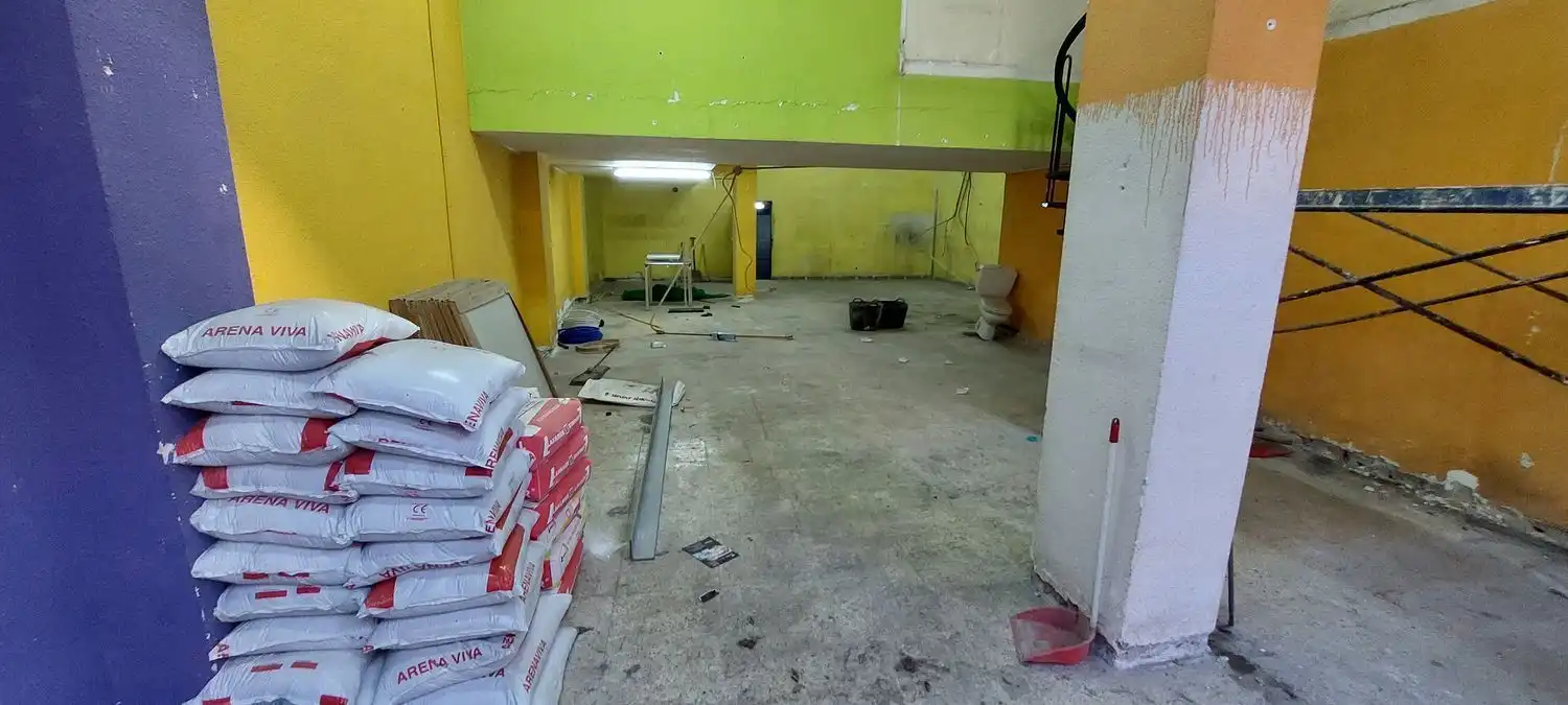 Gewerbefläche zum Verkauf in Avenida Alcoi 113, imagen 4