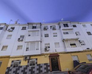 Vista exterior de Pis en venda en  Sevilla Capital