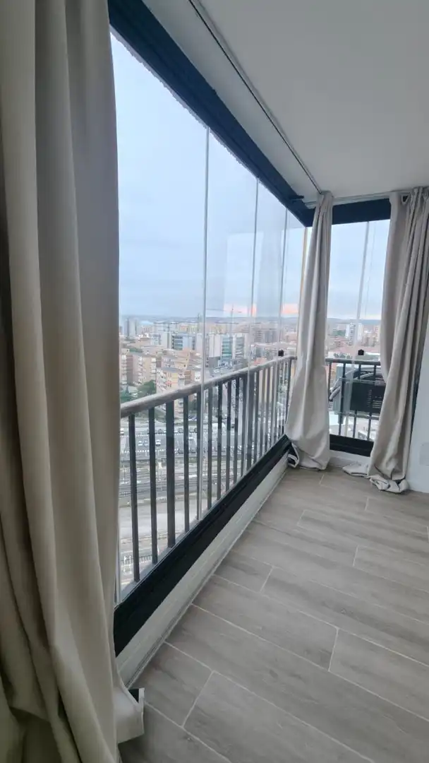 Terrassa de Pis en venda en Alicante / Alacant amb Aire condicionat, Calefacció i Moblat
