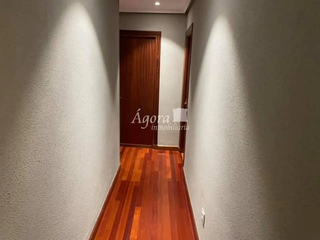 Piso de alquiler en Valladolid con Calefacción, Parquet y Terraza