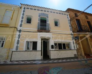 Vista exterior de Casa adosada en venda en Benidoleig amb Terrassa