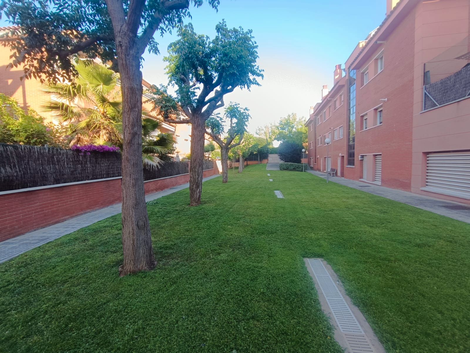 Jardí de Planta baixa en venda en Cerdanyola del Vallès amb Aire condicionat, Calefacció i Terrassa
