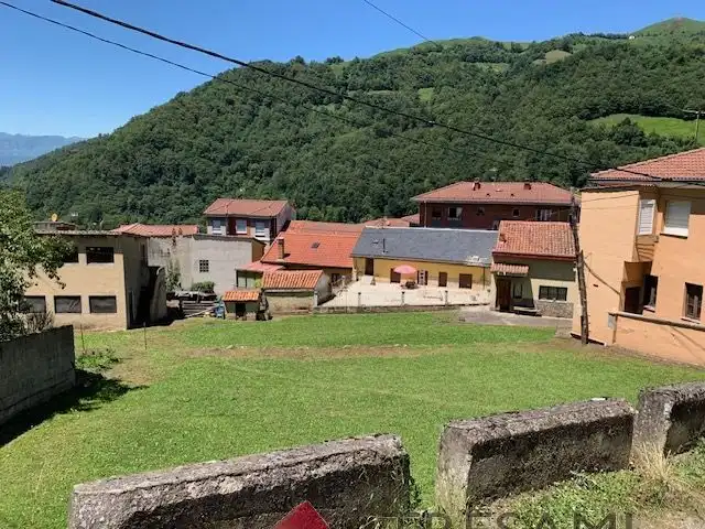 Vista exterior de Casa o chalet en venta en Mieres (Asturias) con Terraza, Trastero y Piscina