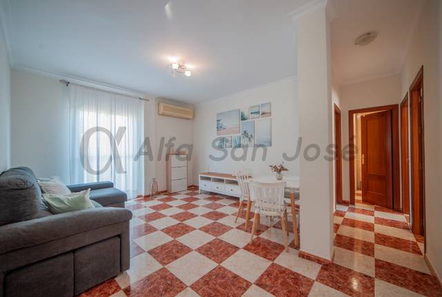 Casa adosada en Venta en San José de la Rinconada
