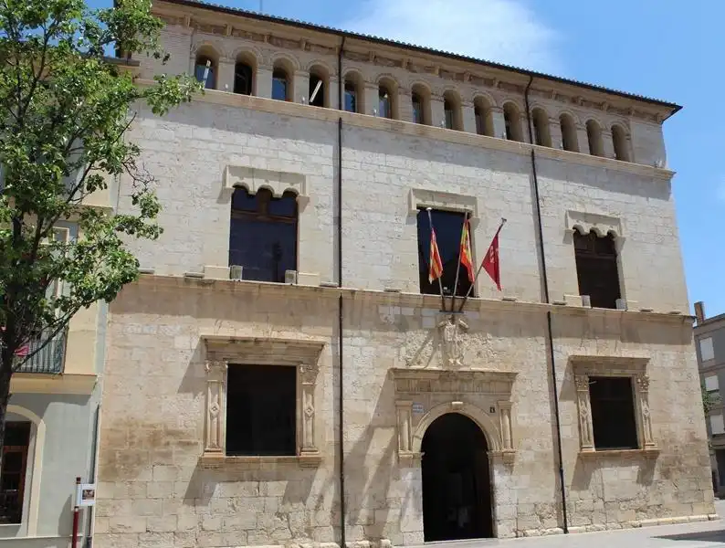 Vista exterior de Local de lloguer en Alzira