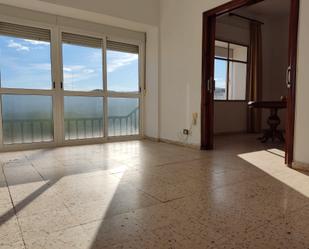 Dormitori de Pis en venda en Burguillos del Cerro amb Aire condicionat, Terrassa i Balcó