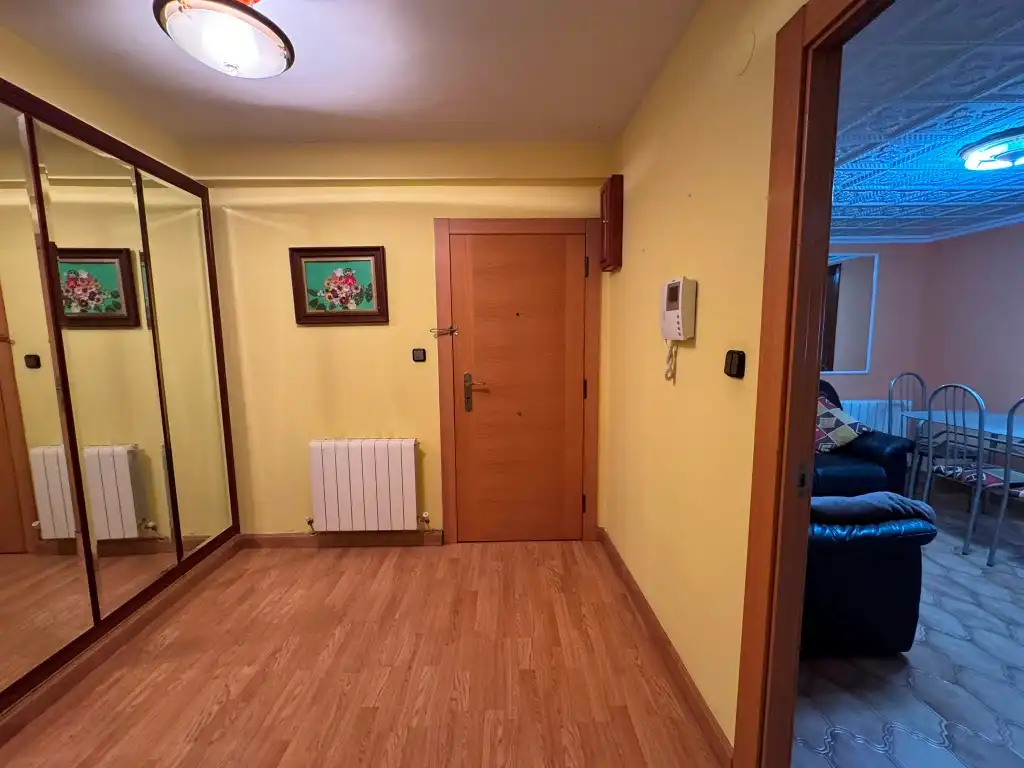 Wohnung mit Aufzug zum Verkauf in Calle Juan Alvargonzález, imagen 3