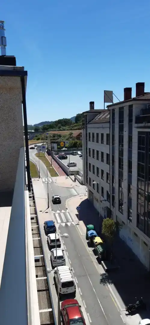 Vista exterior de Àtic en venda en Pontevedra Capital  amb Aire condicionat