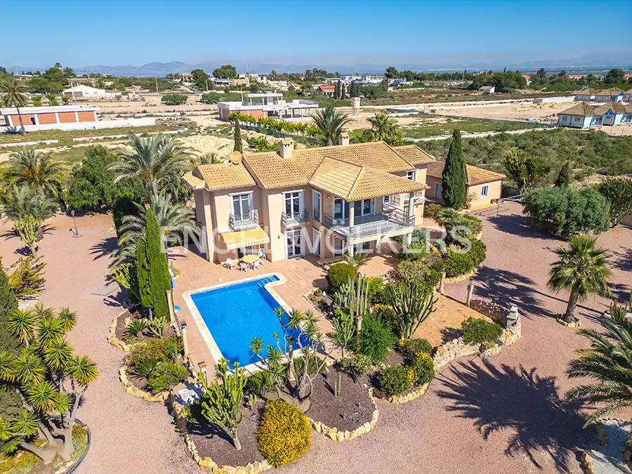 Exterior view of Houses for sale in Elche / Elx  with Air Conditioner, Heating and Private garden