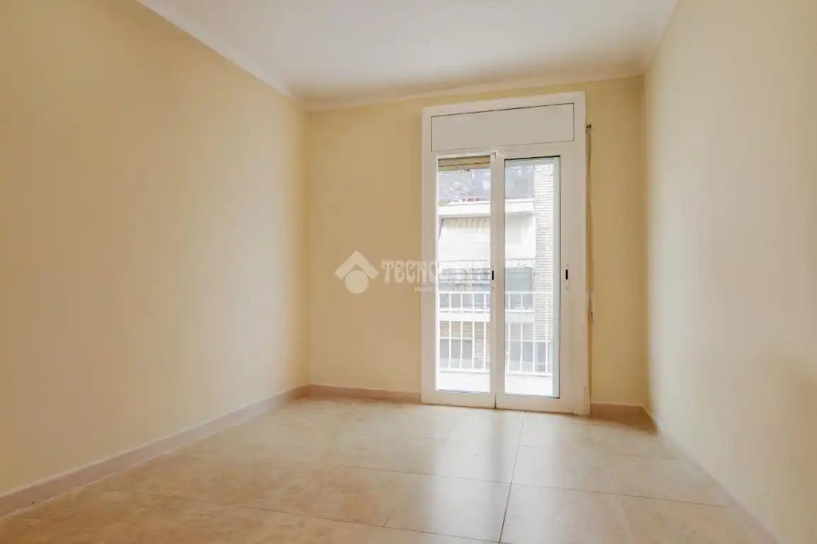 Habitación de Piso en venta en Mollet del Vallès con Amueblado y Balcón