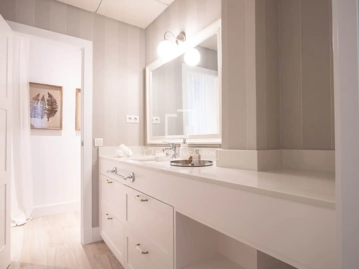 Bathroom of Flat for rent in Madrid  with Air Conditioner, Parquet flooring and Furnished