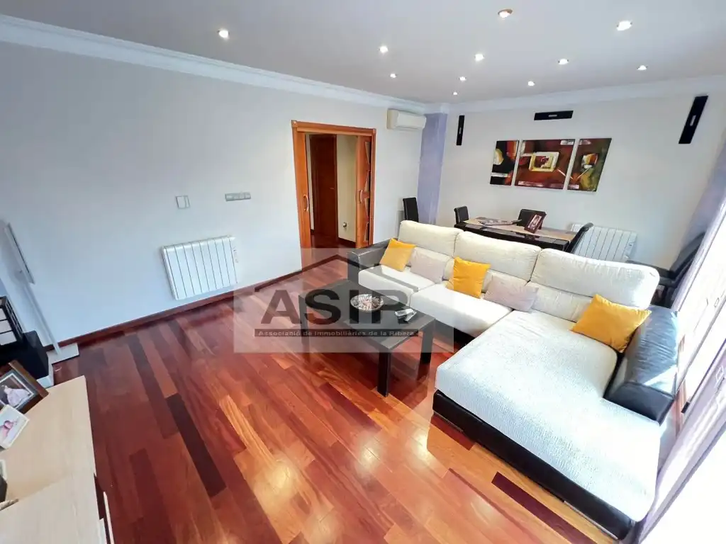 Sala d'estar de Casa o xalet en venda en Carcaixent amb Aire condicionat, Terrassa i Piscina