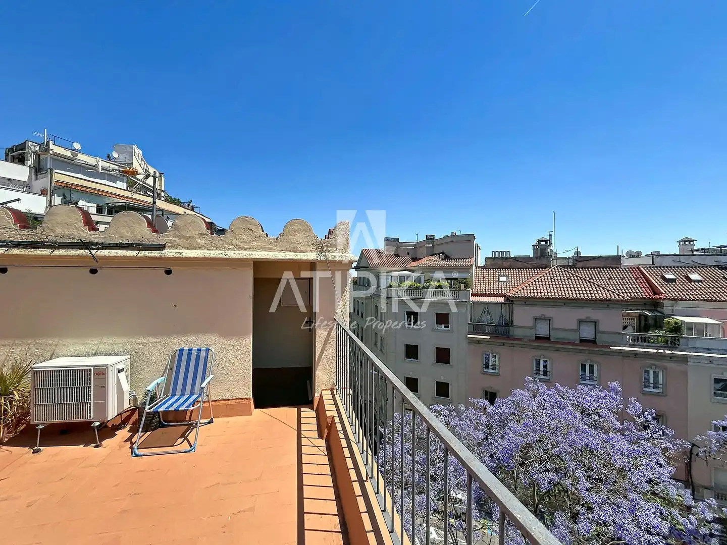 Terrasse von Büro zum Verkauf in Barcelona mit Klimaanlage und Möbliert