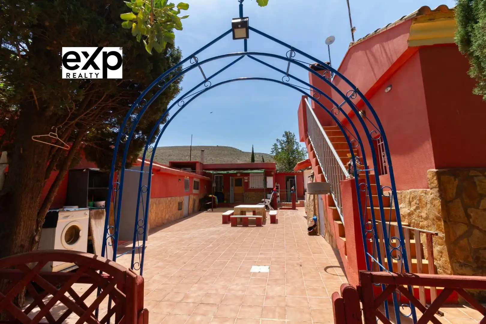 Houses for sale in Real  with Private garden, Terrace and Storage room