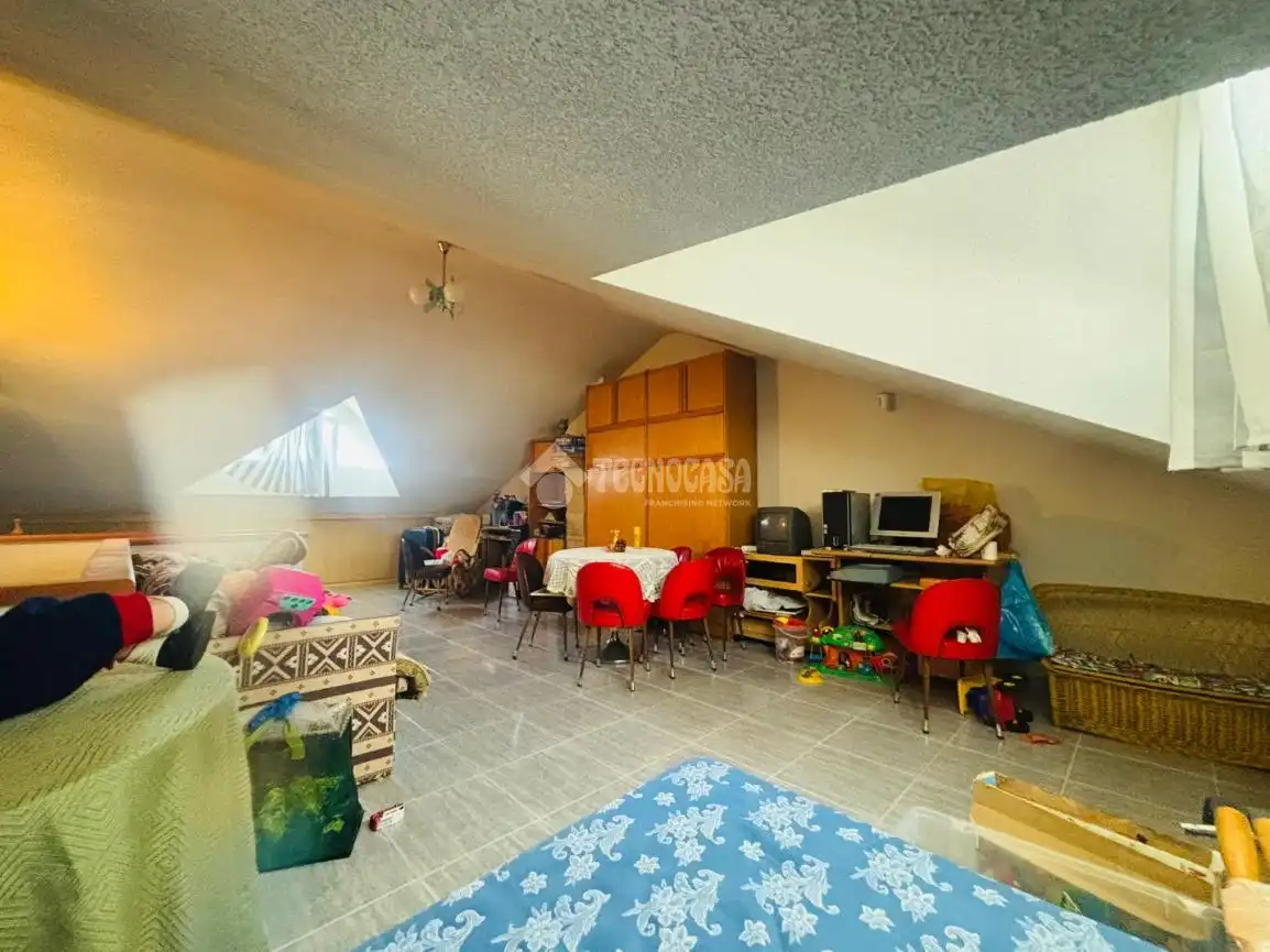 Casa adosada en venta en Escalona con Aire acondicionado, Calefacción y Amueblado