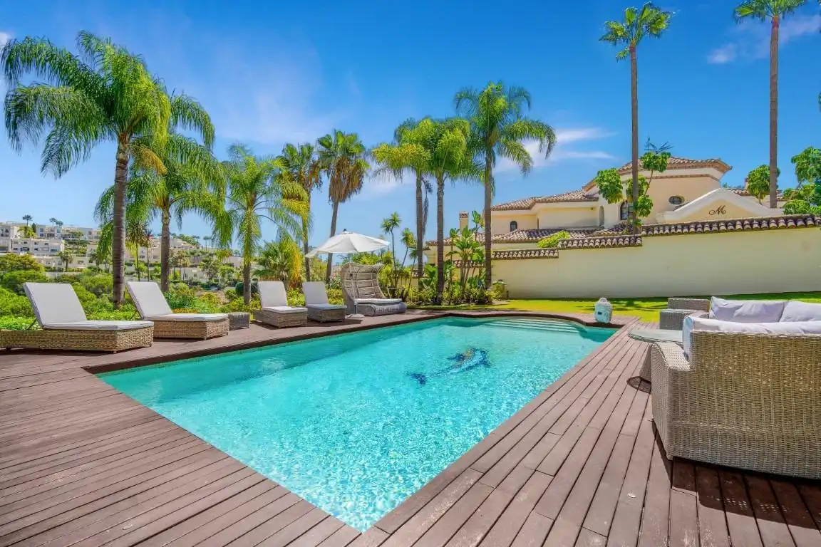 Chalet con piscina en venta en La Quinta, imagen 17