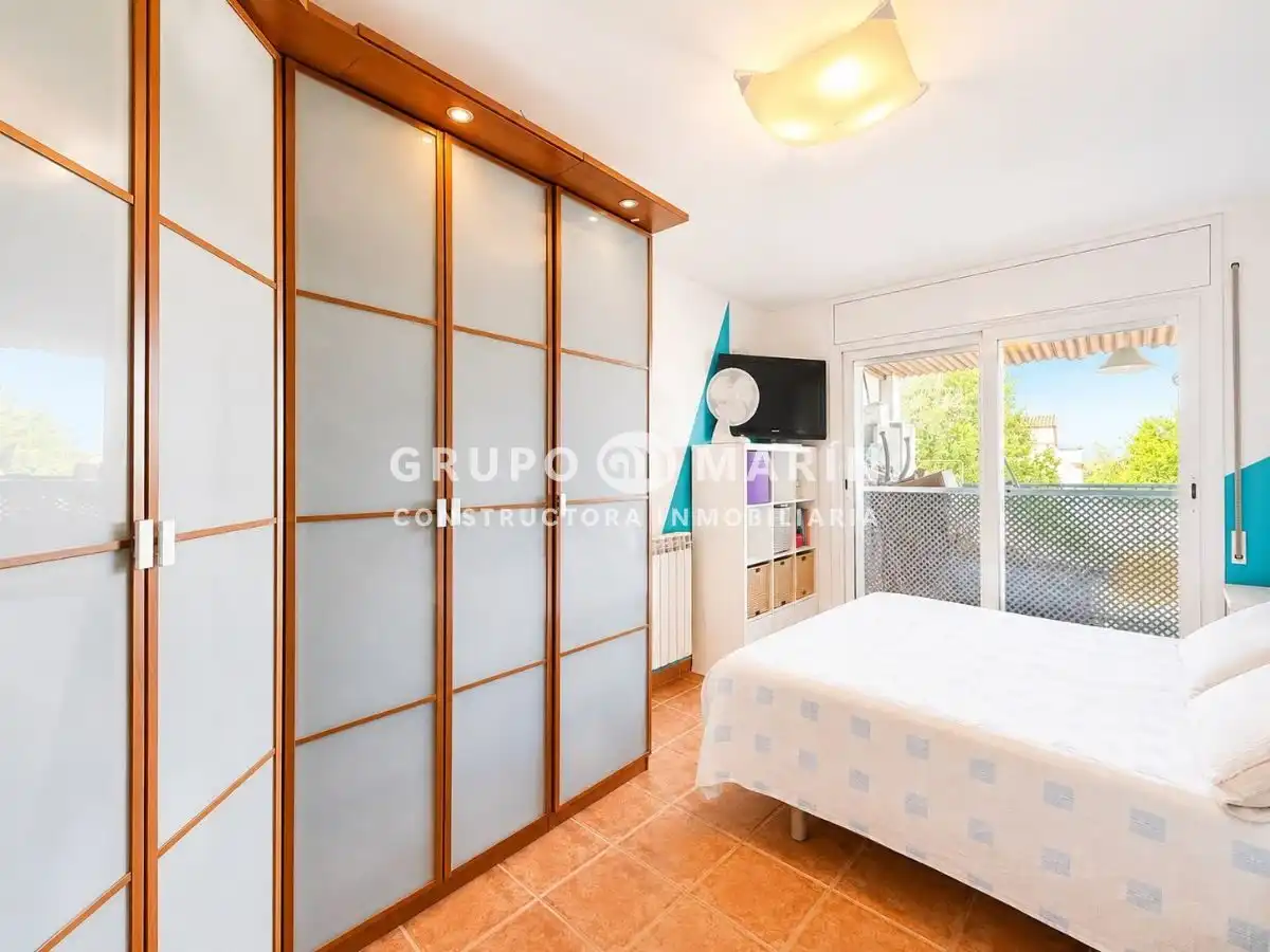 Flat for sale in Carrer de Santiago Rusiñol, imagen 11