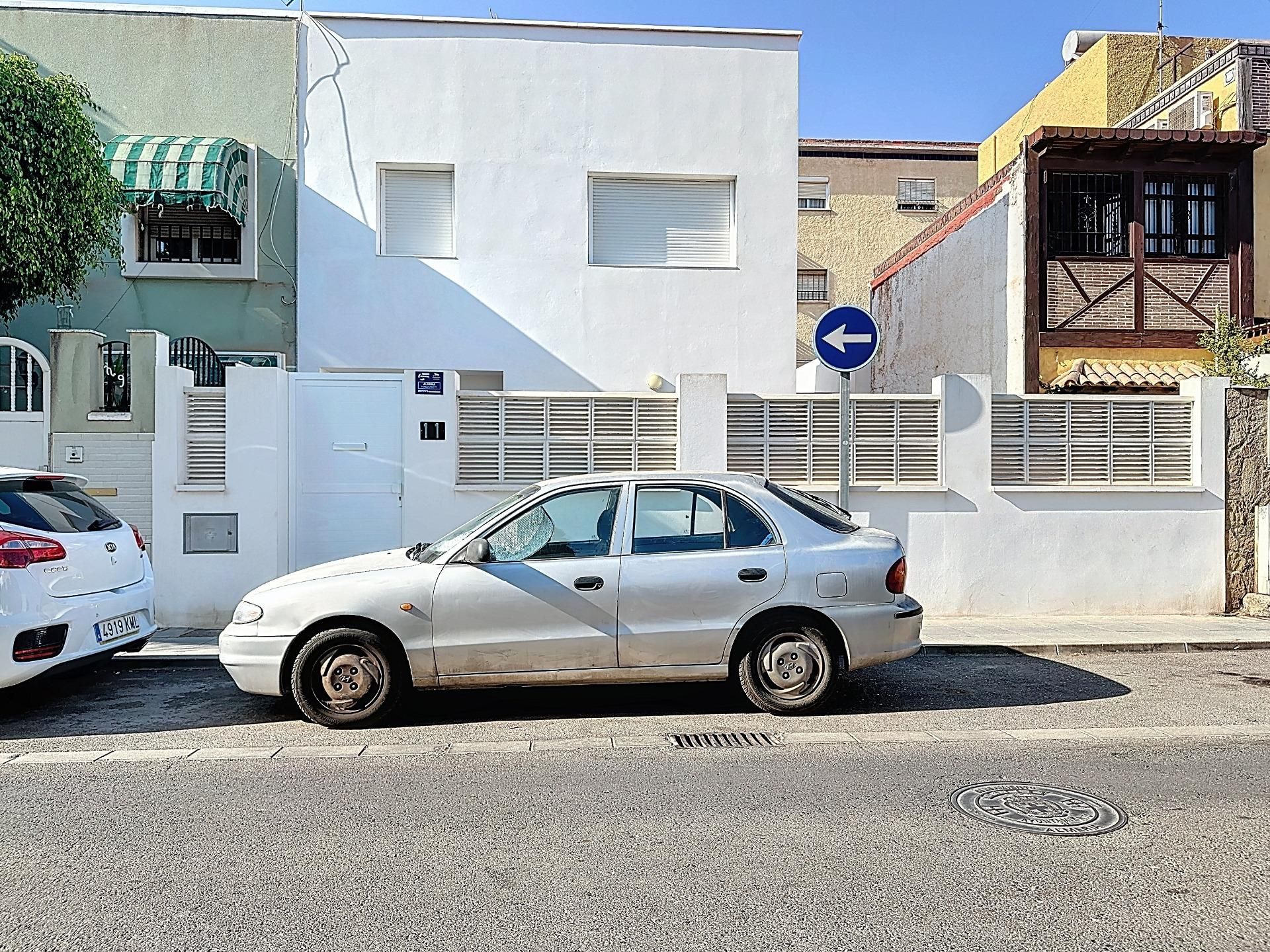 Parking de Casa o chalet en venta en  Almería Capital con Aire acondicionado y Terraza