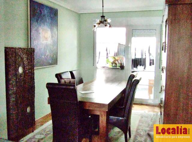 Casa-chalet en Venta en Avenida de Madrid