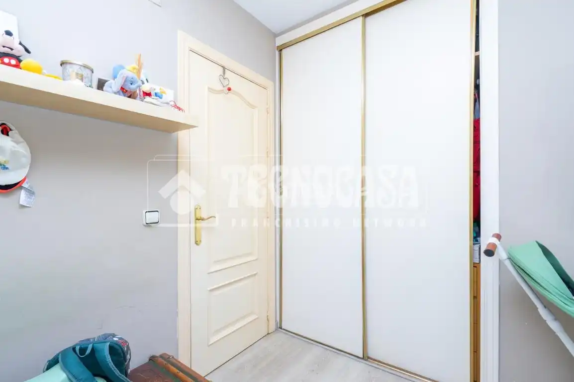 Bedroom of Flat for sale in Coslada  with Heating and Storage room