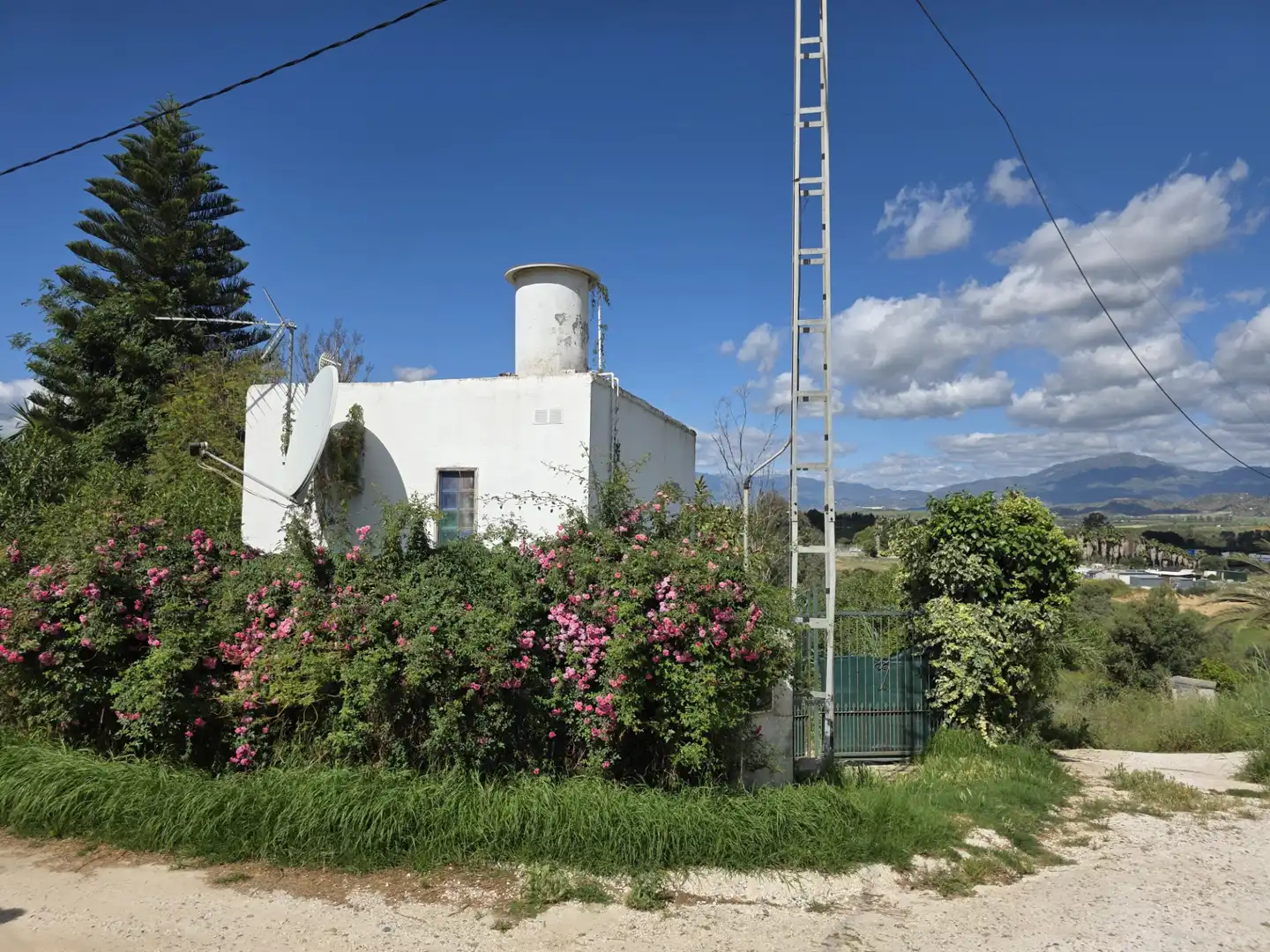 Vista exterior de Finca rústica en venta en Cártama con Aire acondicionado, Jardín privado y Terraza