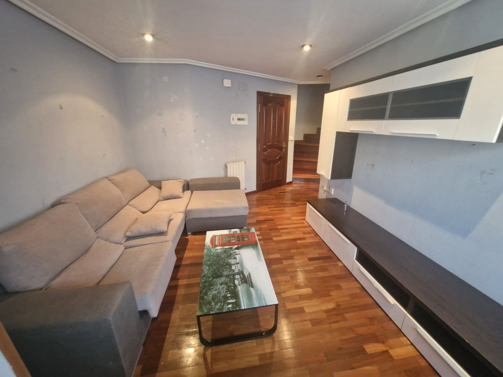 Living room of Flat for sale in Ourense Capital   with Heating, Parquet flooring and Furnished