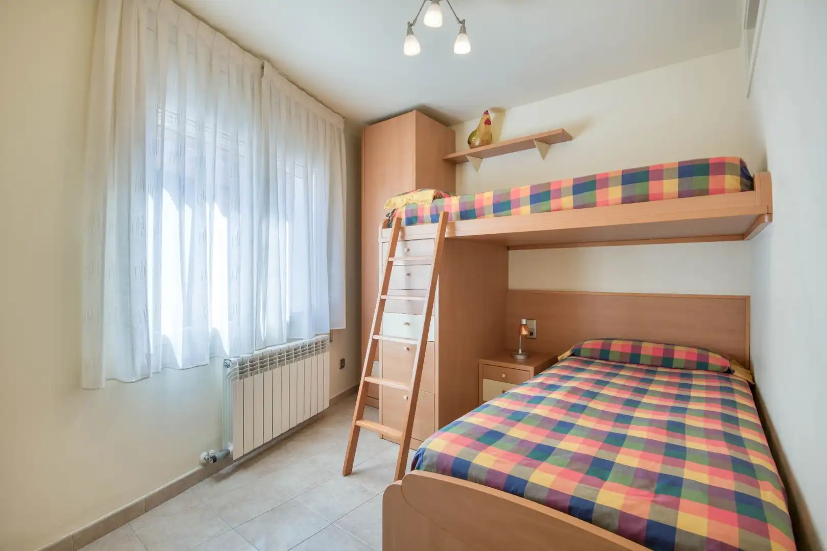Dormitori de Casa adosada en venda en Palamós amb Calefacció i Terrassa