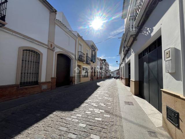 Casa adosada en Venta en Pilas